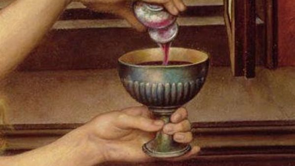 أول قتيل كان زوجها .. حكاية امرأة ساعدت في قتل ٦٠٠ رجل 