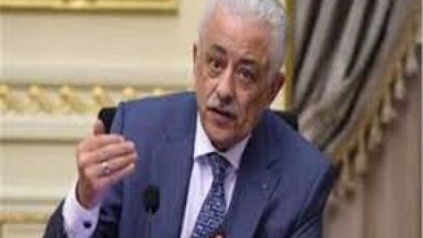 6 حقائق أظهرتها التحقيقات .. تعليقات نارية من وزير التعليم عن واقعة طالبة الضفاير