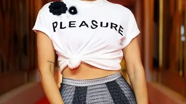 بعد تصدرها التريند.. 7 صور عرضت لقاء الخميسي للانتقاد