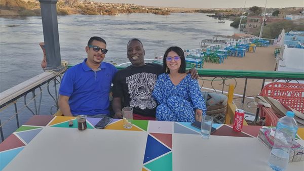 التفاصيل الكاملة .. حكاية فرنسية أشهرت إسلامها وتزوجت من نوبي على أرض أسوان | صور