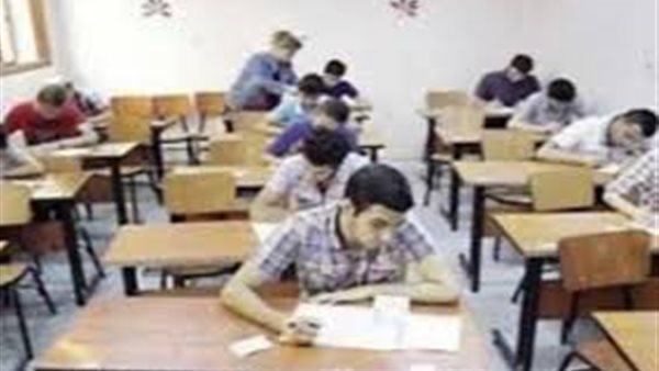 التعليم تفرض رسوما جديدة على طلاب إعدادي وثانوي والدبلومات لدخول الامتحانات 