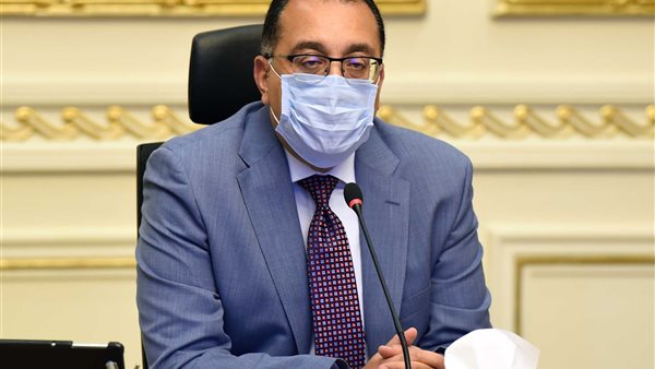 منحة وغرامة وإجازات.. 6 قرارات عاجلة من الحكومة لمواجهة كورونا