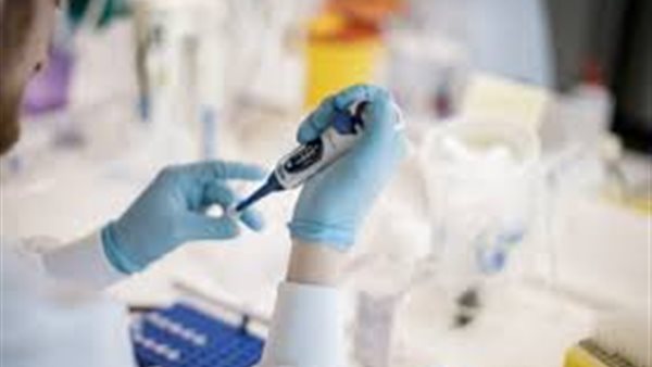 القومي للبحوث يفجر مفاجأة عن موعد إنتاج لقاح مصري لفيروس كورونا | فيديو