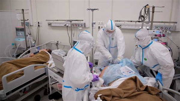 الصحة العالمية تحذر من خطر موجة ثالثة لكورونا.. وتعليق مفاجيء من طبيب شهير | فيديو