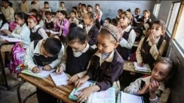 التعليم تعفي هؤلاء الطلاب من درجات أعمال السنة والأنشطة التربوية هذا العام
