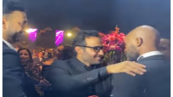 كلب وحذاء .. أزمة جديدة بين أحمد فهمي وشيكابالا | شاهد