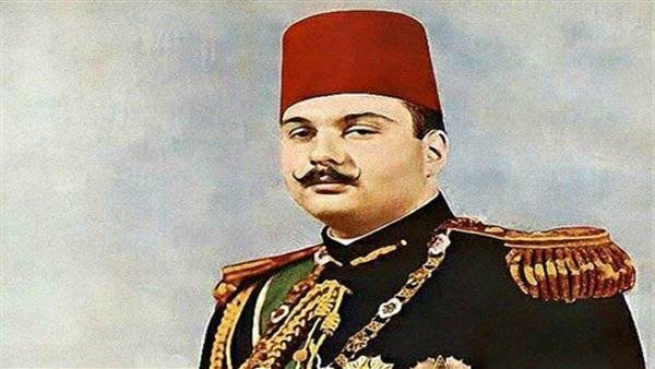 ركع تحت قدميها وإعترف بحبه لها .. حكاية ليلة قضتها فنانة شهيرة في غرفة الملك فاروق | صور