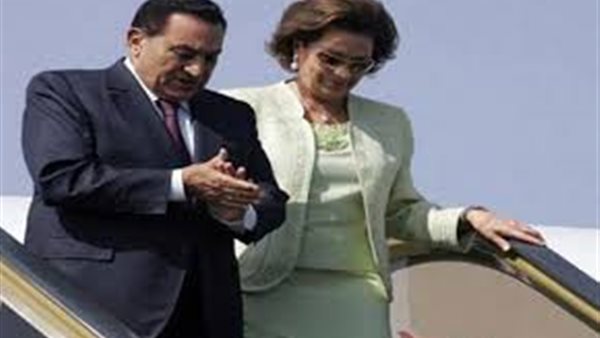 تفاصيل مثيرة وأسرار تروى للمرة الأولى.. عندما طلبت سوزان مبارك الطلاق