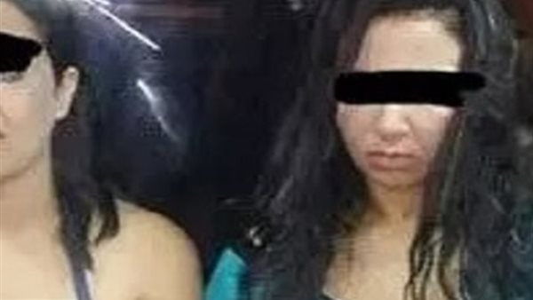 احترفن الجنس لهذا السبب .. اعترافات مثيرة لفتاتين قامتا باستغلال فيسبوك للترويج للدعارة