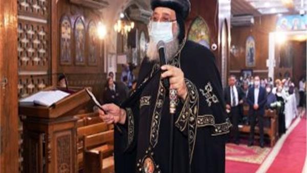 التفاصيل الكاملة لتعليق الصلوات في الكنائس لمدة شهر بسبب كورونا | فيديو