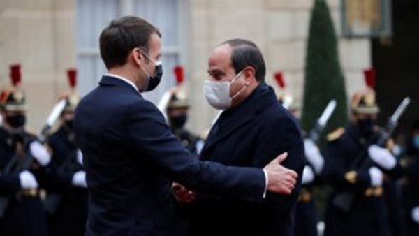 حدث في الاليزيه.. ماكرون يعلن مفاجأة مهمة لمصر ورد ناري من الرئيس السيسي على صحفية فرنسية | فيديو