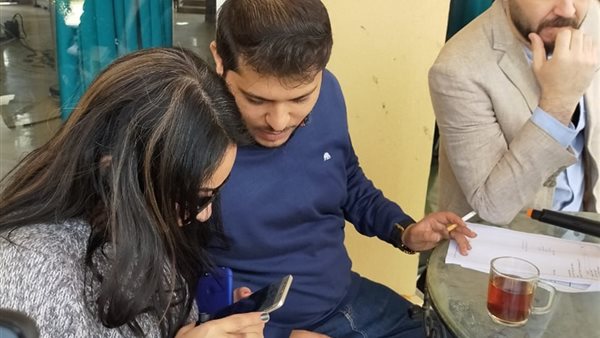 رضا مندور ينتهي من تسجيل أغنية فاكر