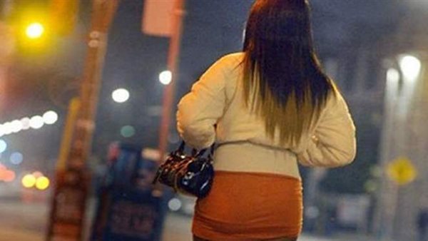 فيلم جنسي وإيصالات أمانة .. تفاصيل مثيرة في واقعة فتاة حلوان والطبيب 