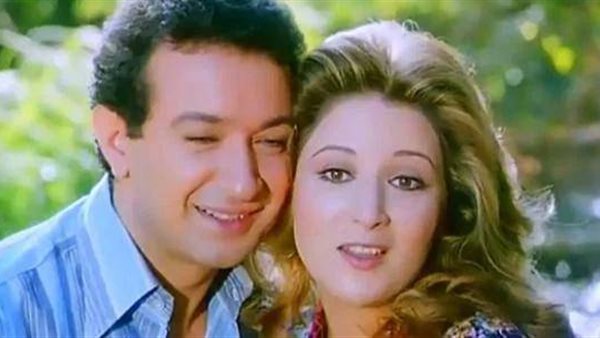 باعت أعز ما تملك واعترفت بإدمانه وأخفت عنه سر خطير قبل وفاته..حكايات صادمة عن بوسي ونور الشريف | صور