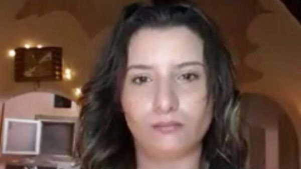 شقيقتها تفجر مفاجأة .. فتاة تتهم خالها باغتصابها | فيديو 