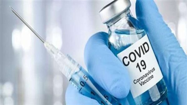 ظهور أعراض غير متوقعة.. مسئول أمريكي يكشف مفاجأة لدى بعض متلقي لقاح فايزر