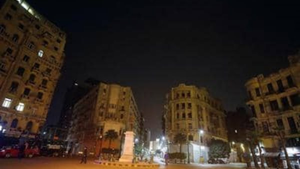 بعدما تخطت الألف إصابة.. مصادر تكشف إجراءات الحكومة الجديدة لمواجهة كورونا 