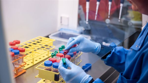 أقوى وأعنف من كورونا.. الصحة العالمية تحذر من جائحة قادمة