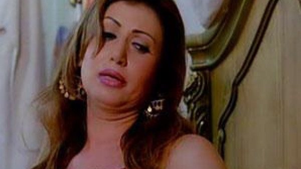 صورة مخيفة.. كيف أصبحت ملامح هذه الفنانة الفاتنة بعد عملية تجميل خاطئة | شاهد