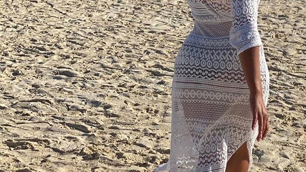 انتي ولا حاجة.. هجوم ناري من ميرهان حسين على إحدى متابعيها بسبب فيديو | شاهد