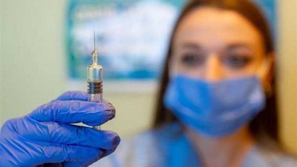 الصحة العالمية تفجر مفاجأة حول فاعلية لقاحات كورونا