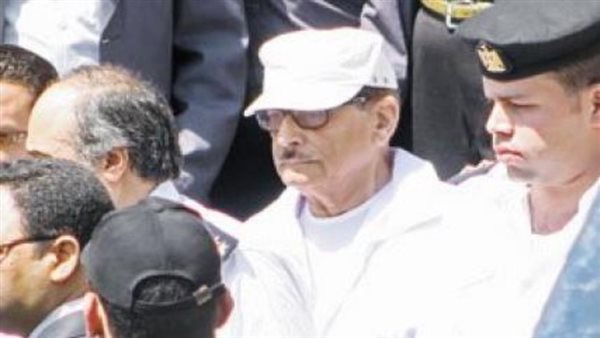 تعرف على ثروته الطائلة وممتلكات زوجته .. أسرار صادمة وصور نادرة في حياة صفوت الشريف | شاهد