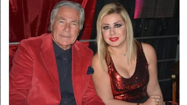 بهوت شورت فاضح .. ظهور مثير لزوجة مصطفى فهمي | صور