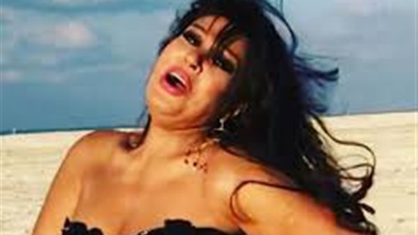 بشويش عليا.. حكاية آخر رقصة لفيفي عبده قبل فقدانها الحركة | فيديو