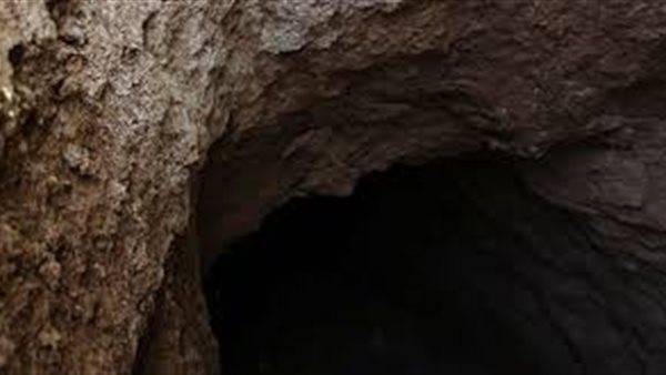 حير العلماء.. اكتشاف أنفاق بلا نهاية ومدينة كاملة تحت الأرض في دولة عربية | فيديو 