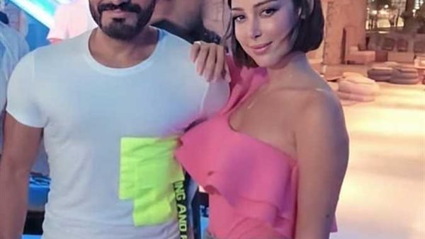 بصورة جريئة جدا.. زوجة تامر حسني تستعرض جمالها | شاهد