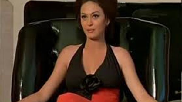 اعتزلت مرتين وحجت 7 مرات .. معلومات مثيرة عن نجمة الإغراء ناهد يسري