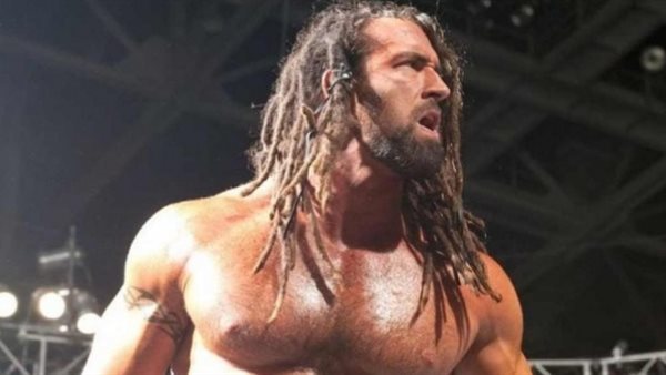 بعد تحوله جنسيا.. صور المصارع جابي توفت تشعل السوشيال ميديا | شاهد