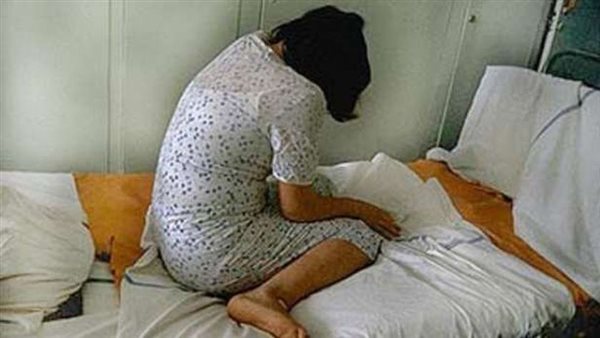 أقامت علاقات مع المرضى..اعترافات ممرضة مفصولة تدير شبكة للرذيلة