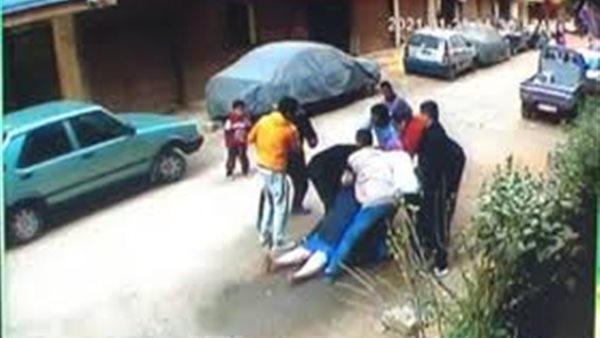 لأول مرة .. القصة الكاملة وتفاصيل صادمة لسحل امرأة الطالبية وتهديدها بالاغتصاب | فيديو