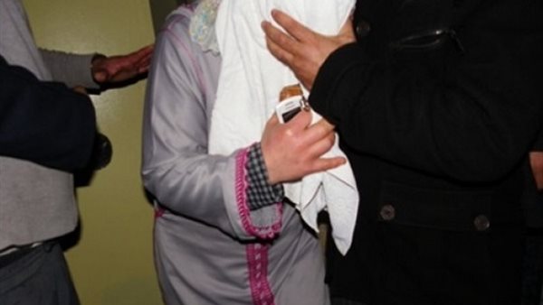 كانت بتقضي شهر العسل.. تفاصيل مثيرة عن السيدة التي جمعت بين زوجين في نفس الوقت 