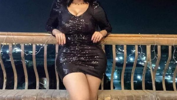 إطلالة جريئة مثيرة .. سلمى الشيمي تستعرض جمالها | فيديو