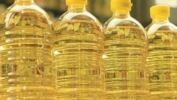 تحذير خطير ومطالبات بمنعه.. حقيقة أضرار زيت الطعام على الصحة