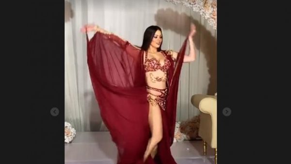 ظهرت  شبه عارية ..لورديانا ببدلة رقص غير مطابقة للمواصفات في أحدث ظهور | شاهد