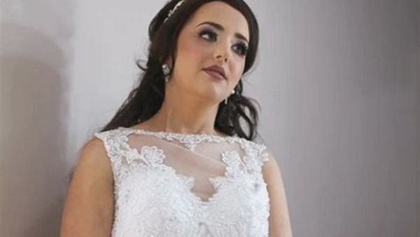 تفاصيل مؤثرة..سرطان نادر ينهي حياة عروس بعد 10 أيام من حفل زفافها | شاهد