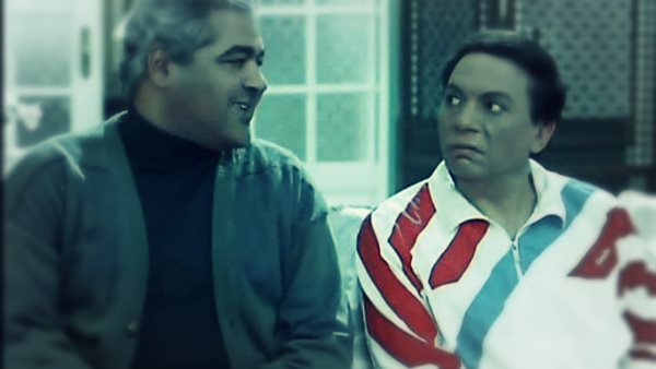 سر صرخة عادل إمام.. أسرار أول يوم عرض لمسرحية بودي جارد بعد وفاة مصطفى متولي