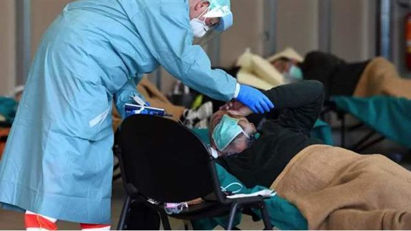 بشرى سارة.. طبيب شهير يتوقع انتهاء وباء كورونا في هذا التوقيت