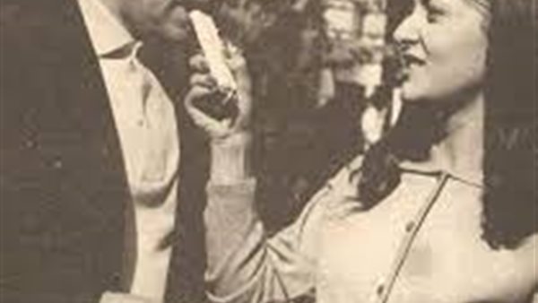 فنانتين ومن العائلة المالكة وكويتية.. 4 زيجات للفنان الراحل يوسف شعبان