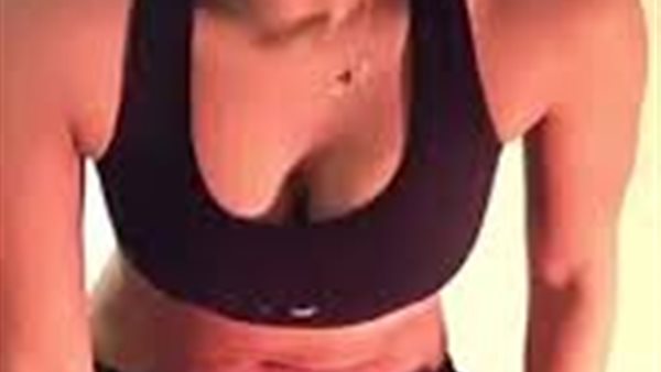 بفستان جريء .. ظهور مثير لميس حمدان | شاهد