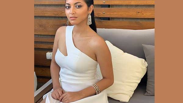 كاش مايوه.. إطلاله مثيرة لميار الغيطي من المالديف | صور