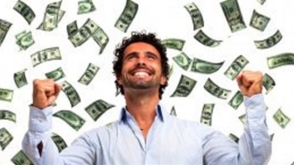 لن تصدق ما قالته دراسة حديثة..هل يجلب المال السعادة؟