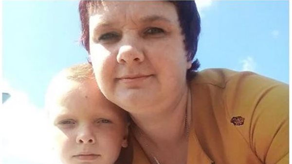 فضح خيانتها أمام زوجها.. أم تنهي حياة طفلها بوحشية | شاهد