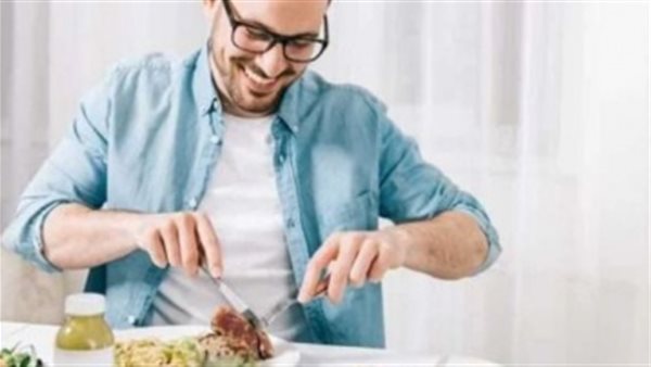 للرجال.. 3 أطعمة خارقة يجب تناولها في هذا السن 