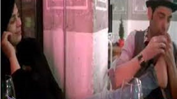 حقيقة هروب المصلين من مسجده..سعد الصغير يكشف سبب تقبيله قدم الراقصة شمس | فيديو