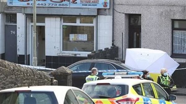 حادثة بشعة..هجوم بسكين ينهي حياة مراهقة في مطعم وجبات سريعة