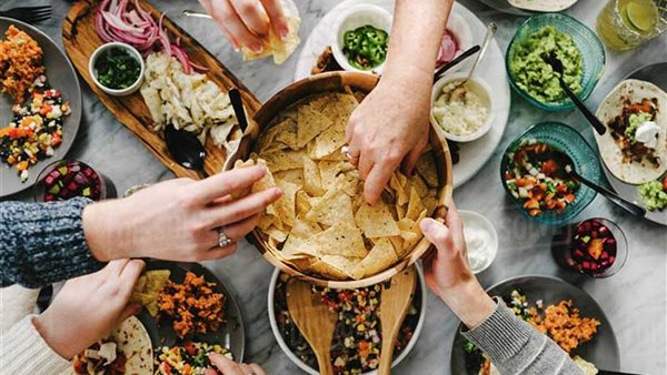 لن تتخيلها..أطعمة لا ينصح بتناولها تسبب زيادة الشعور بالجوع